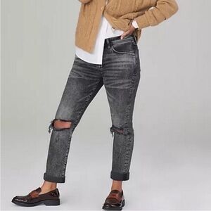 Pilcro Gray Distressed Ankle Jeans